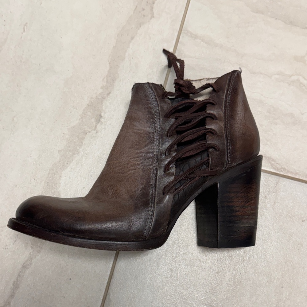 Freebird Brook Dark Brown Heeled Boots Sz 9